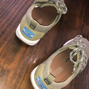 Green Toms Sneakers